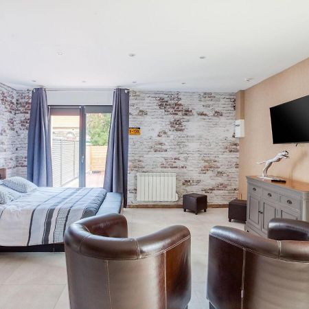 Cosy Apartment In Eperlecques With Fireplace Екстериор снимка
