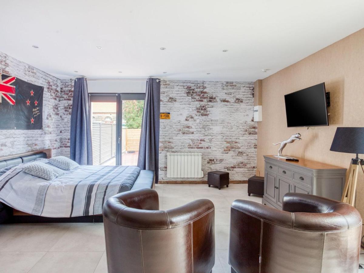 Cosy Apartment In Eperlecques With Fireplace Екстериор снимка