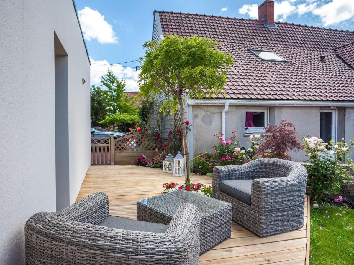 Cosy Apartment In Eperlecques With Fireplace Екстериор снимка